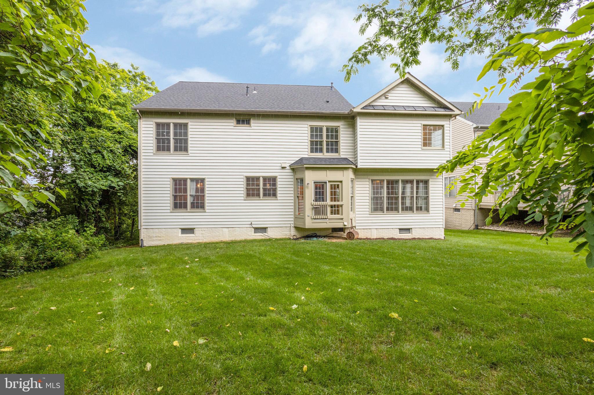 5658 Clouds Mill Drive Alexandria, VA 22310 - Photo 61 of 68 No neighbor to the right