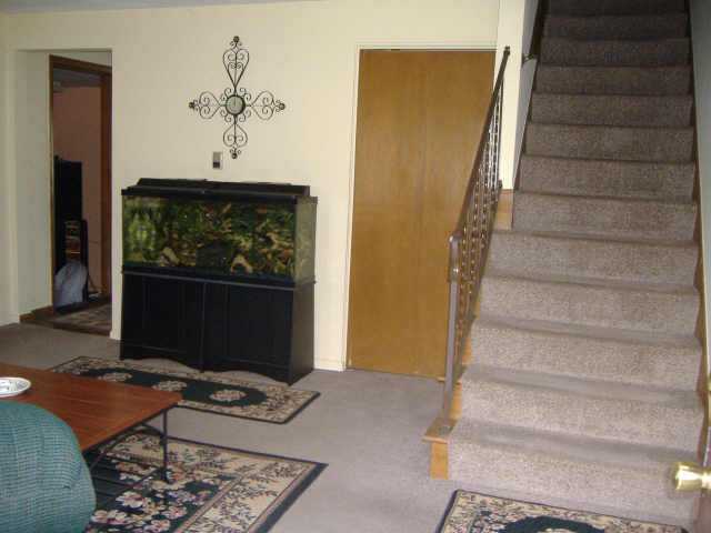3220-3222 Clime Road Columbus, OH 43223 - Photo 3 of 9