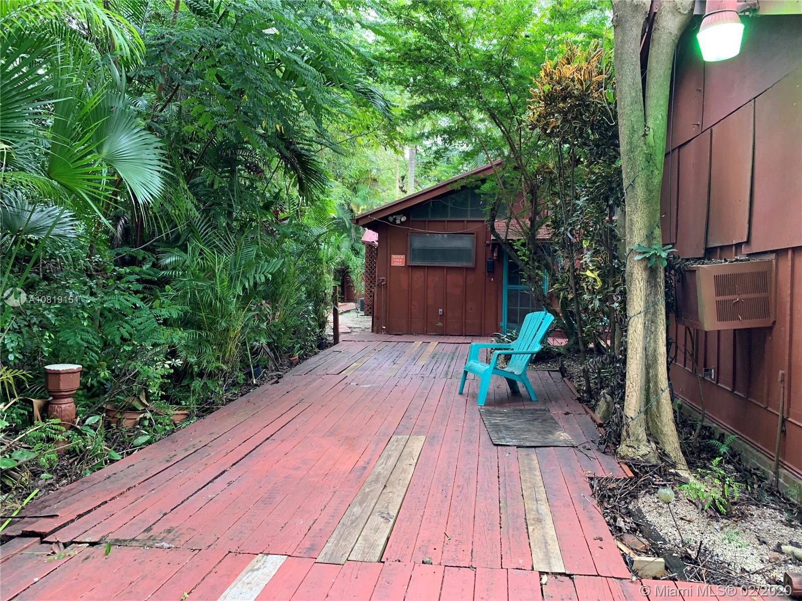 7400 Southwest 79th Court Miami, FL 33143 - Photo 12 of 25