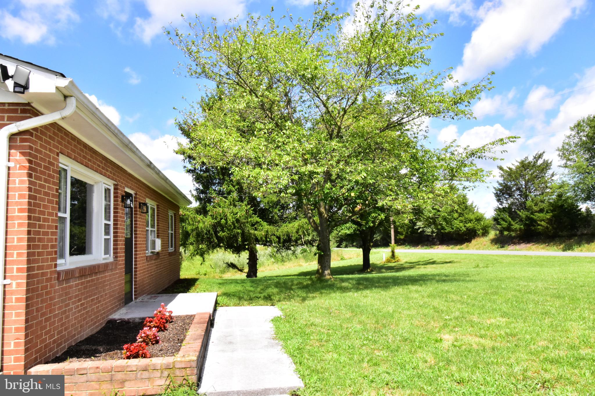 841 Huttle Road Middletown, VA 22645 - Photo 4 of 19 Gallery Image 4