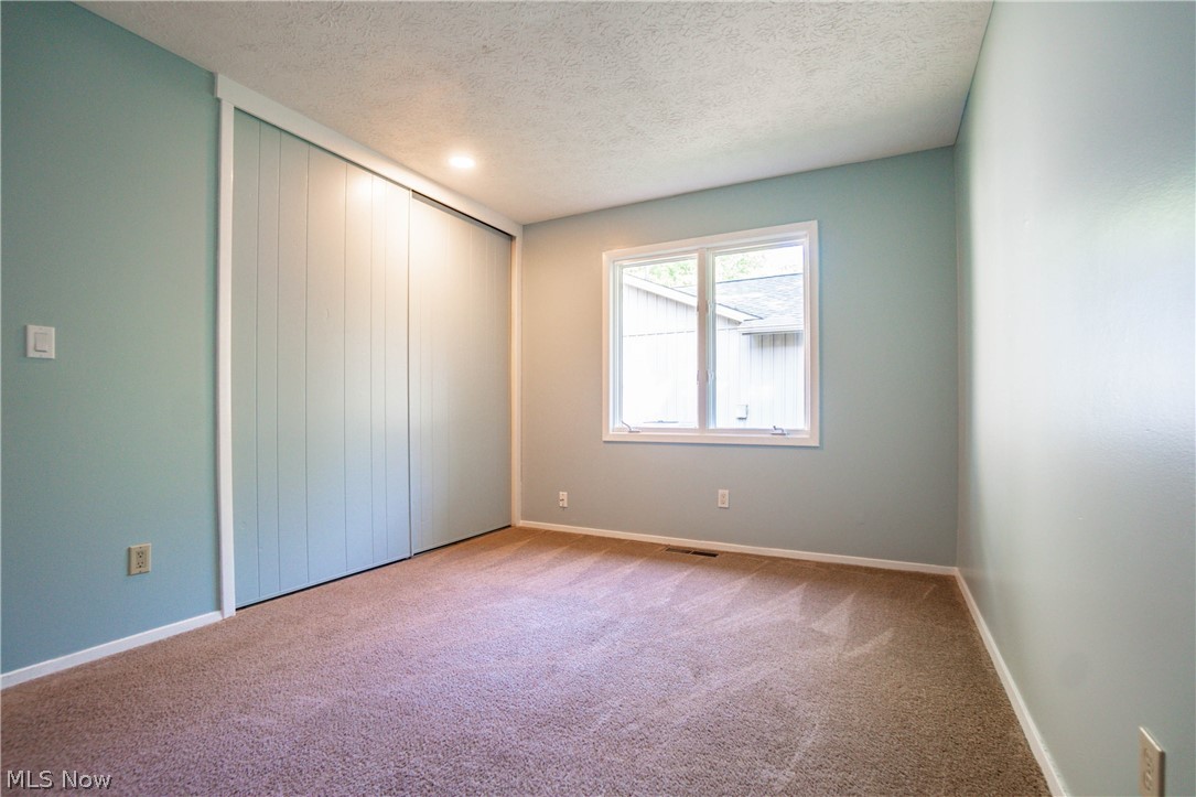 10806 Gate Post Road Strongsville, OH 44149 - Photo 19 of 33 Gallery Image 19
