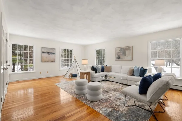 $1,599,000 | 71 Philip Street, Medfield, MA 02052