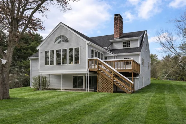 $1,599,000 | 71 Philip Street, Medfield, MA 02052