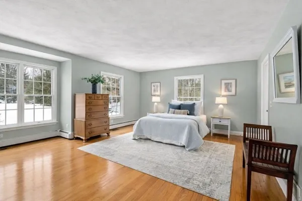$1,695,000 | 71 Philip Street, Medfield, MA 02052