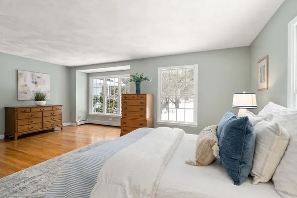 $1,695,000 | 71 Philip Street, Medfield, MA 02052