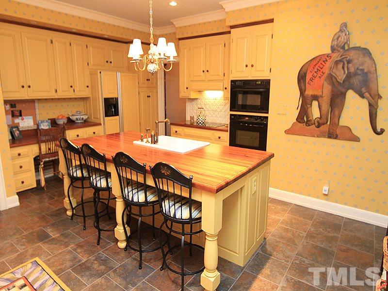 2206 Landings Way Raleigh, NC 27615 - Photo 5 of 24