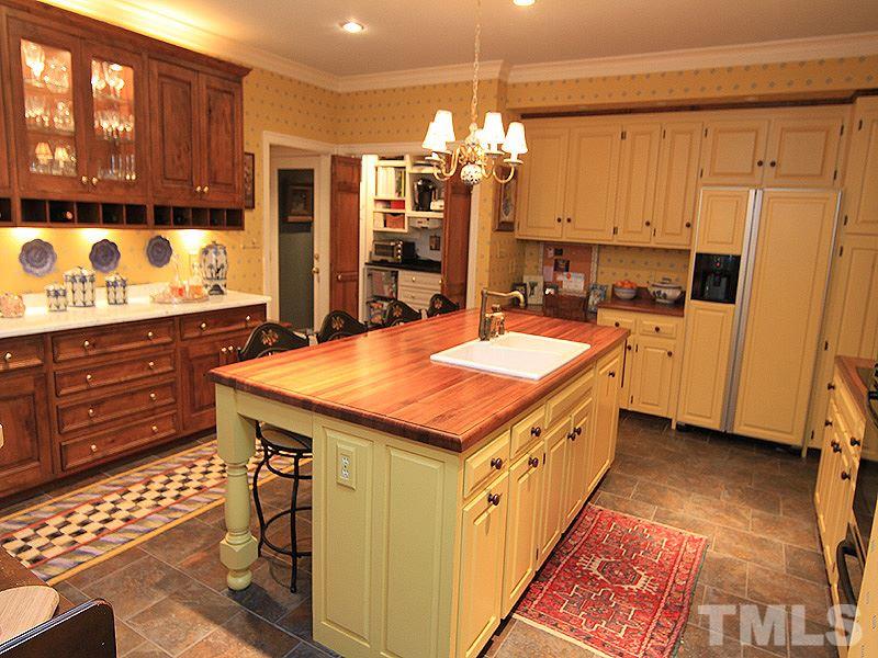 2206 Landings Way Raleigh, NC 27615 - Photo 6 of 24