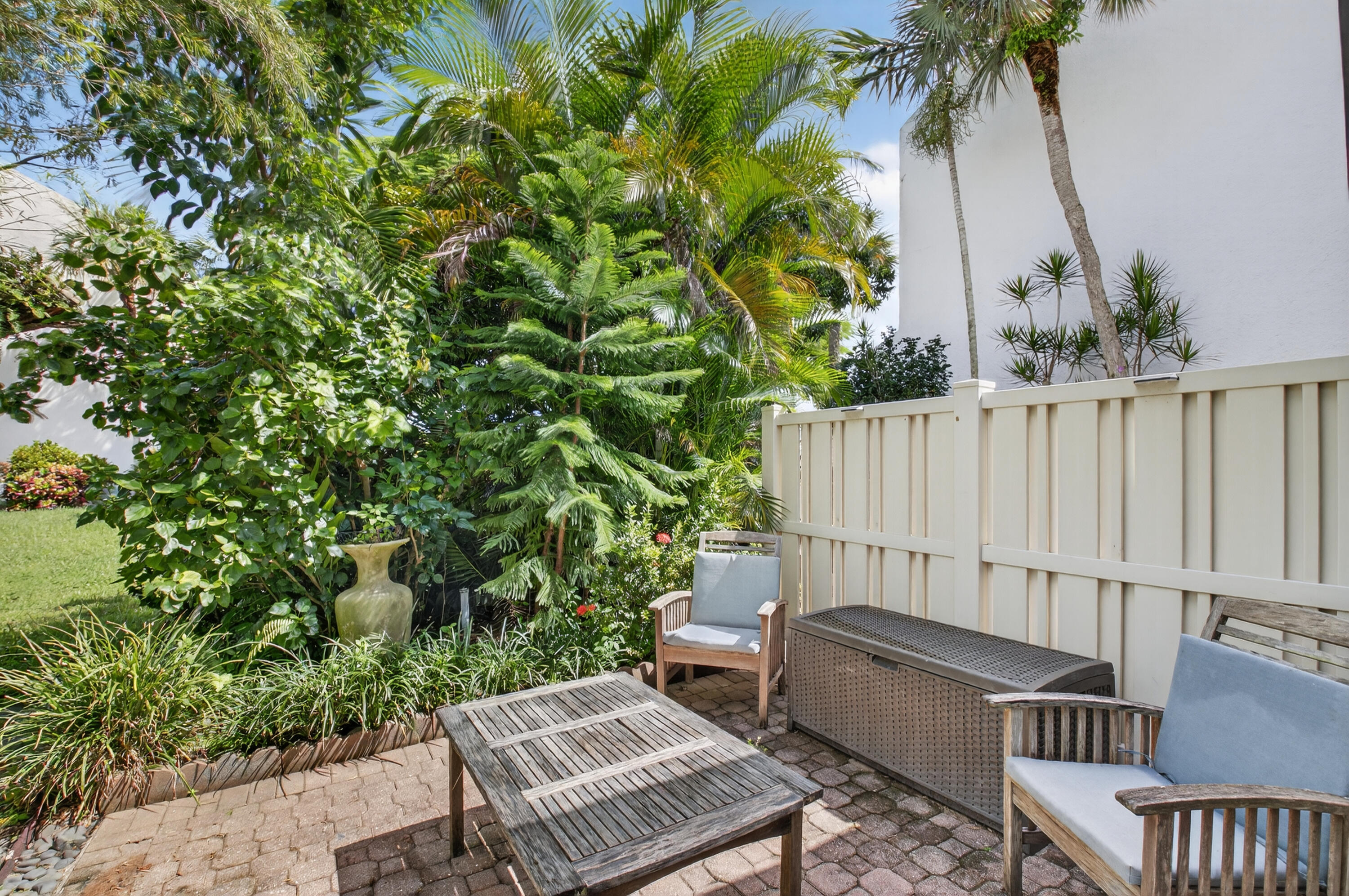 701 Bridgewood Drive Boca Raton, FL 33434 - Photo 21 of 81 055_DSC_2365