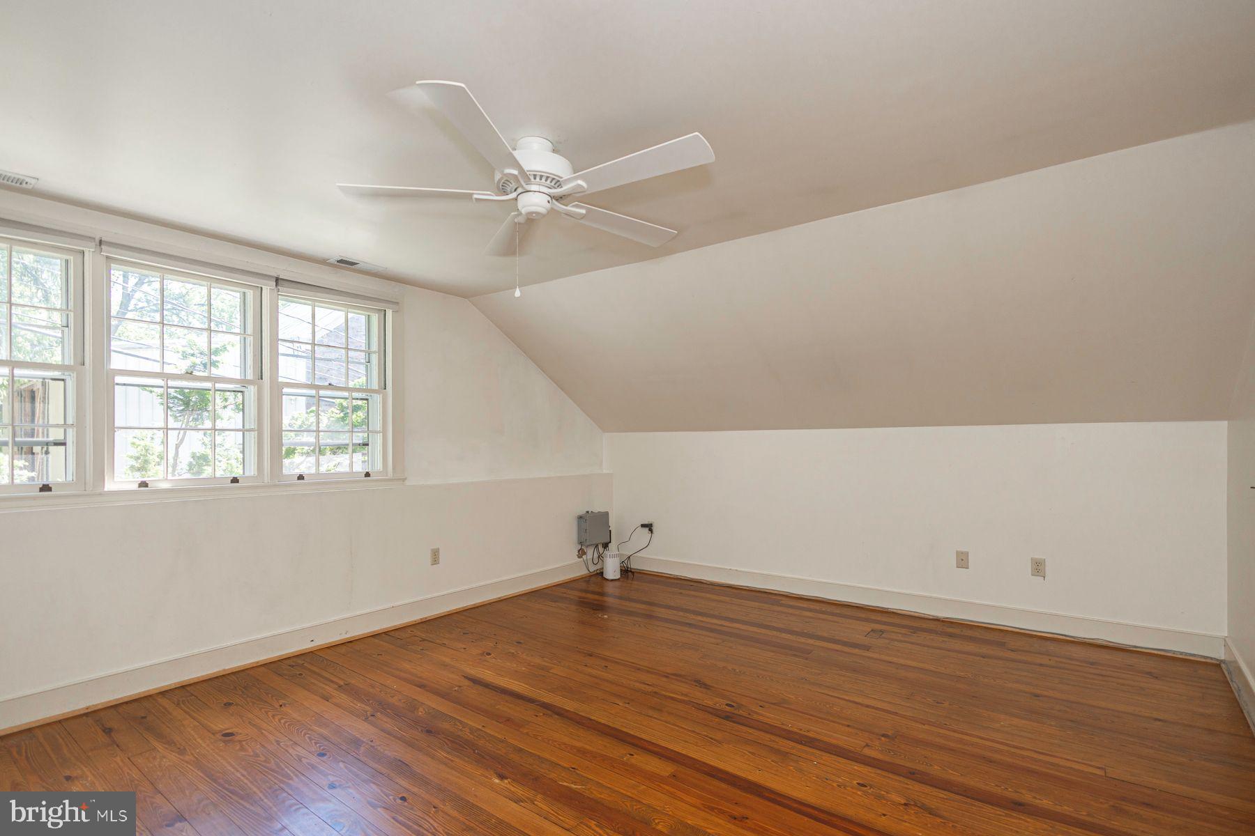 6065 Saw Mill Road Carversville, PA 18913 - Photo 14 of 24 Gallery Image 14