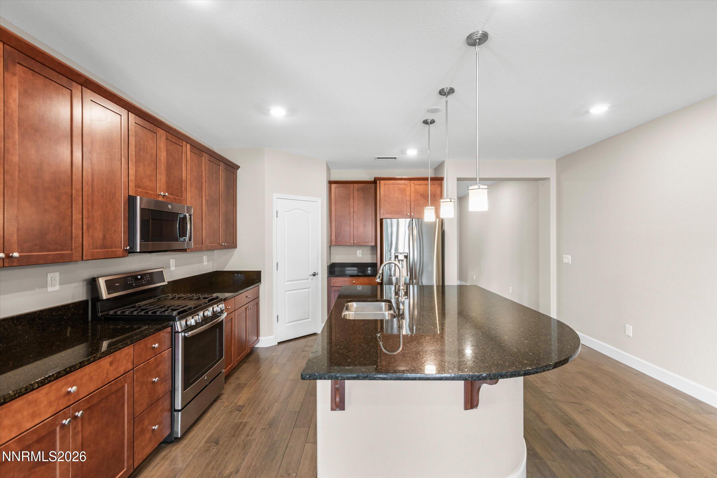 8950 Sydmesa Drive Reno, NV 89523 - Photo 10 of 38 Kitchen