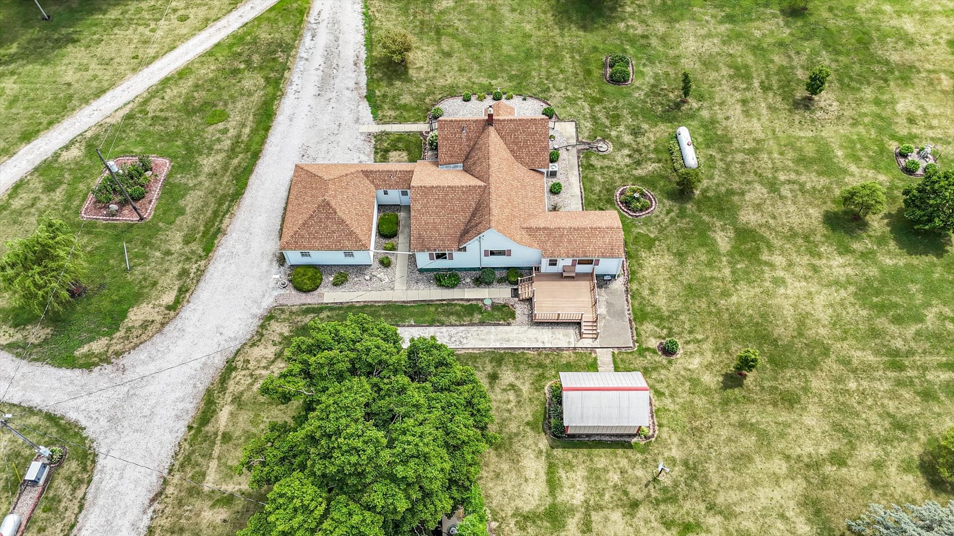 6292 North 100 East Road Allerton, IL 61810 - Photo 36 of 61 an aerial view of a house with outdoor space