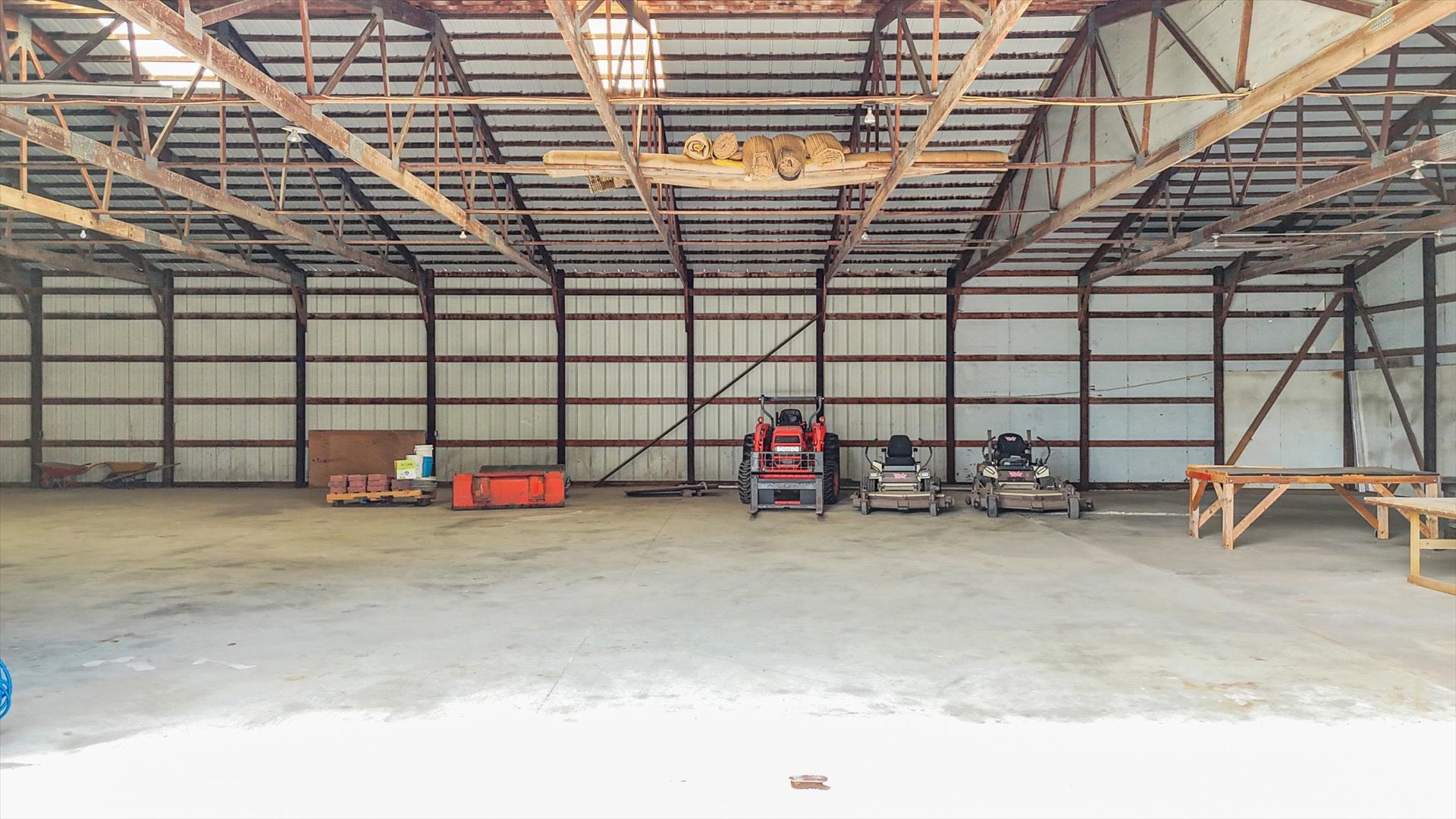 6292 North 100 East Road Allerton, IL 61810 - Photo 50 of 61 a view of a garage with parked cars