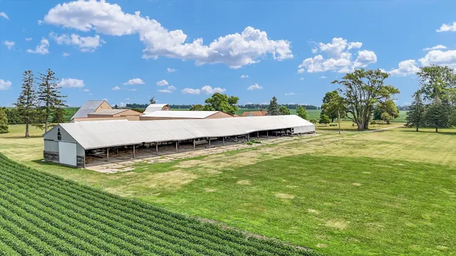 $430,000 | 6292 North 100 East Road, Allerton, IL 61810