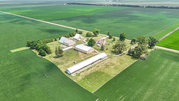 $410,000 | 6292 North 100 East Road, Allerton, IL 61810