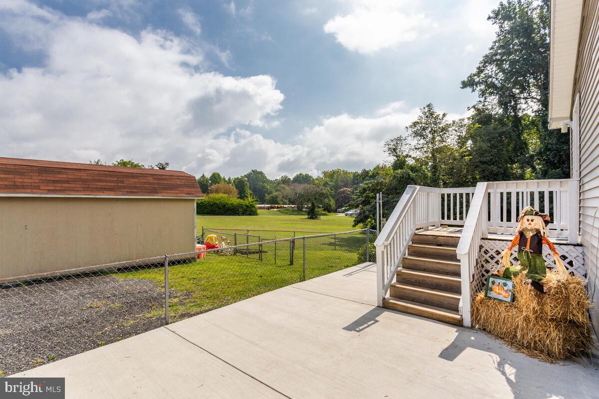 4425 Solomons Island Road Huntingtown, MD 20639 - Photo 61 of 65 Side Yard