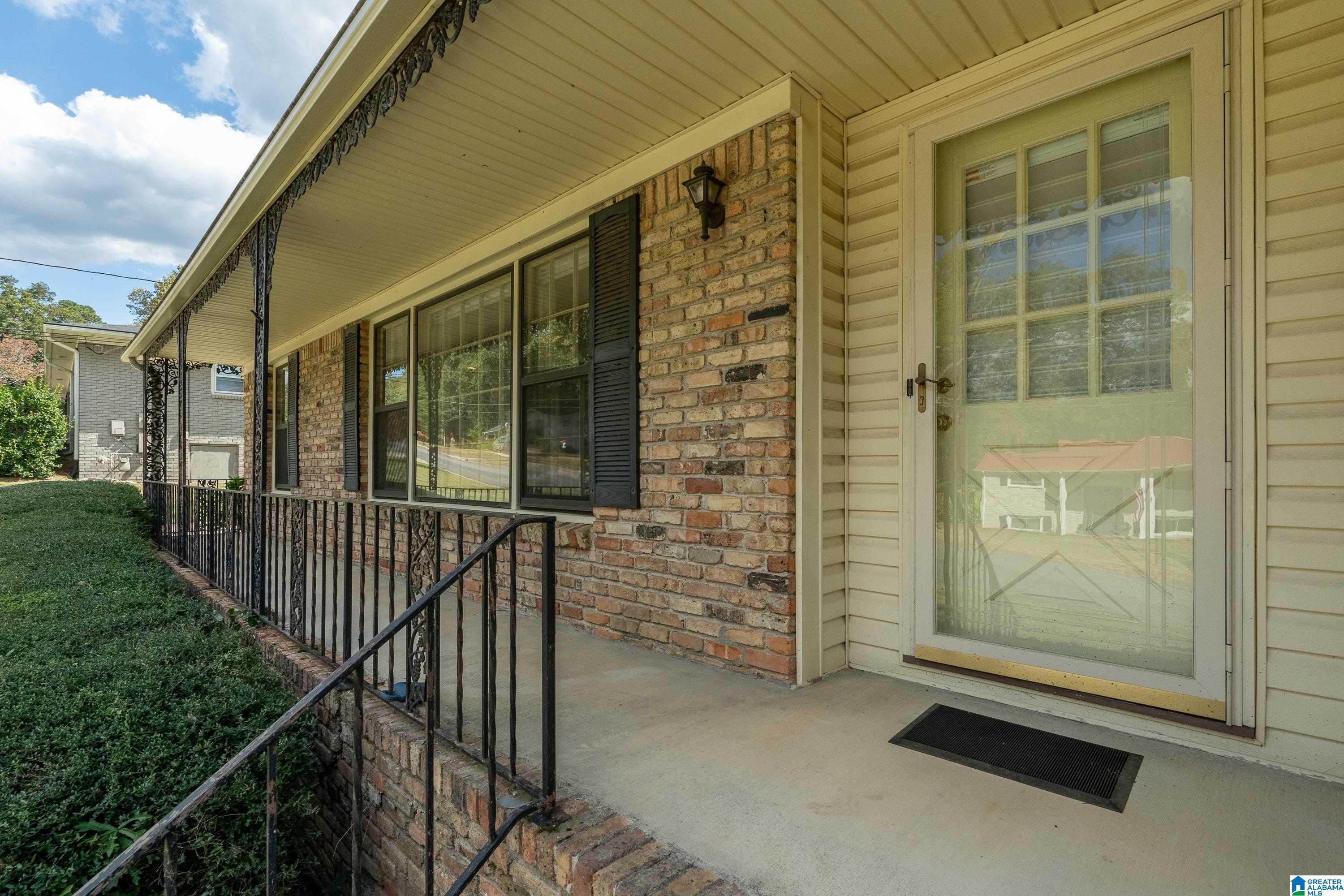 3504 Laurel View Road Birmingham, AL 35216 - Photo 4 of 30