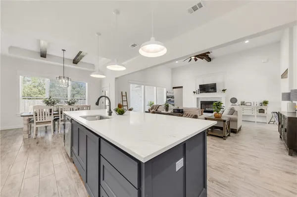$559,900 | 1624 Bennett Street, Bryan, TX 77802