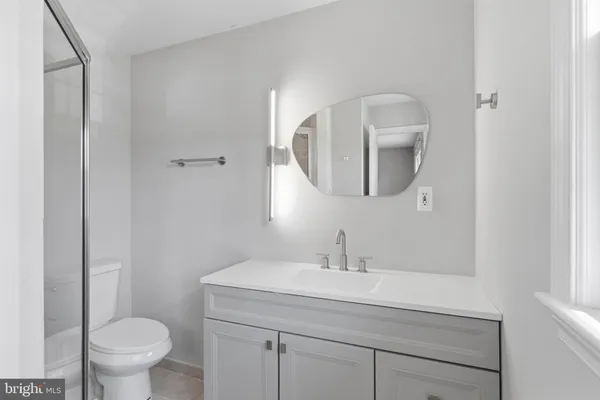 $3,990 | 9116 Hamilton Drive, Fairfax, VA 22031