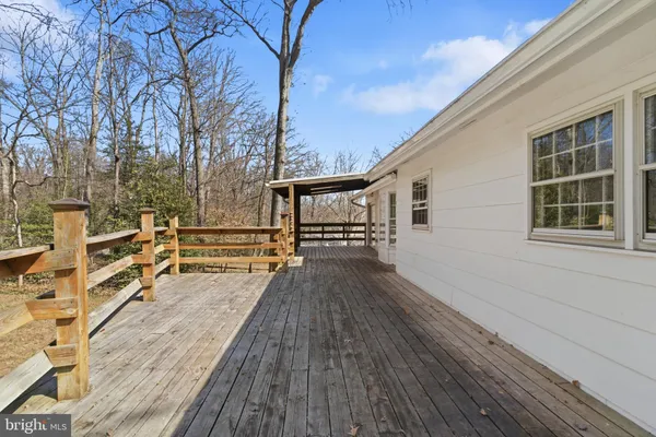 $3,990 | 9116 Hamilton Drive, Fairfax, VA 22031