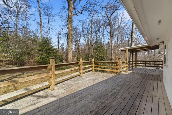 $3,990 | 9116 Hamilton Drive, Fairfax, VA 22031