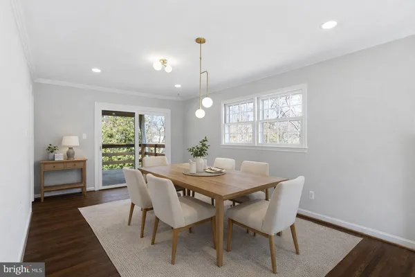 $3,990 | 9116 Hamilton Drive, Fairfax, VA 22031