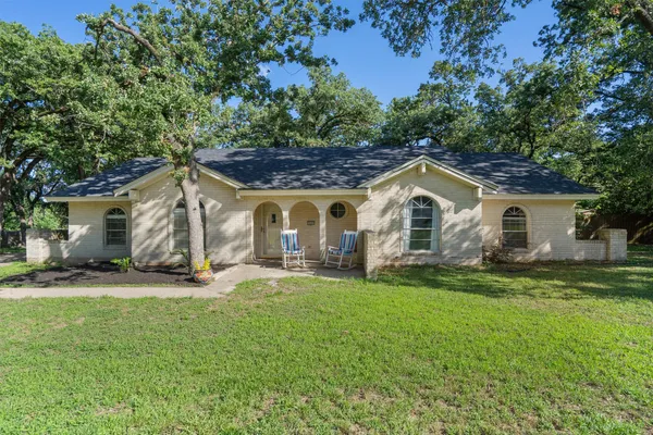 $2,300 | 1601 O'Kelley Road, Rockdale, TX 76567