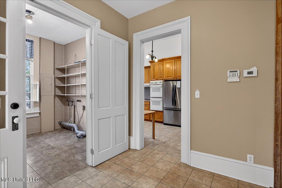 504 West Railroad Avenue Summit, MS 39666 - Photo 21 of 45 10-HJ0A0927