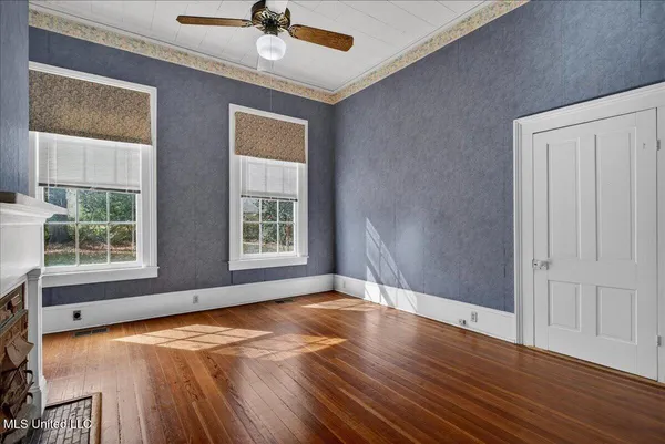 $249,500 | 504 West Railroad Avenue, Summit, MS 39666