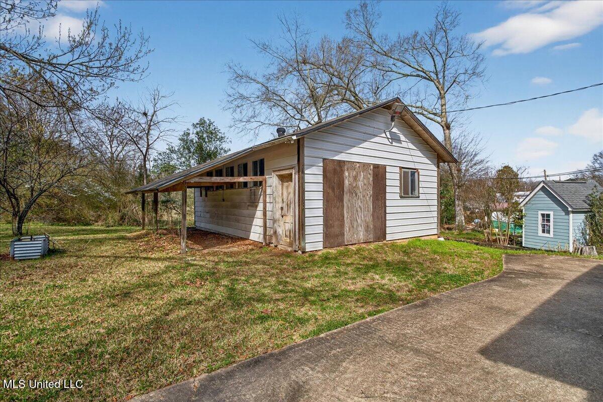504 West Railroad Avenue Summit, MS 39666 - Photo 45 of 45 39-HJ0A1079