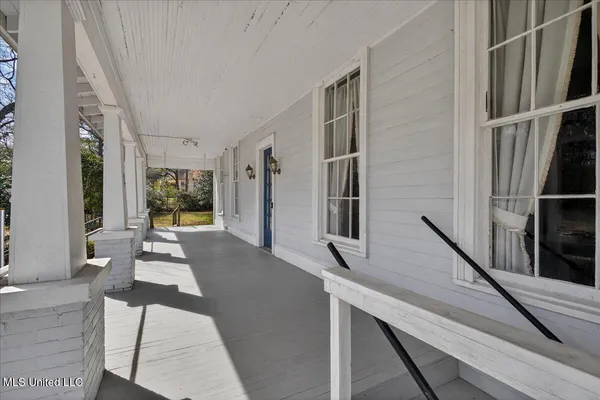 $249,500 | 504 West Railroad Avenue, Summit, MS 39666