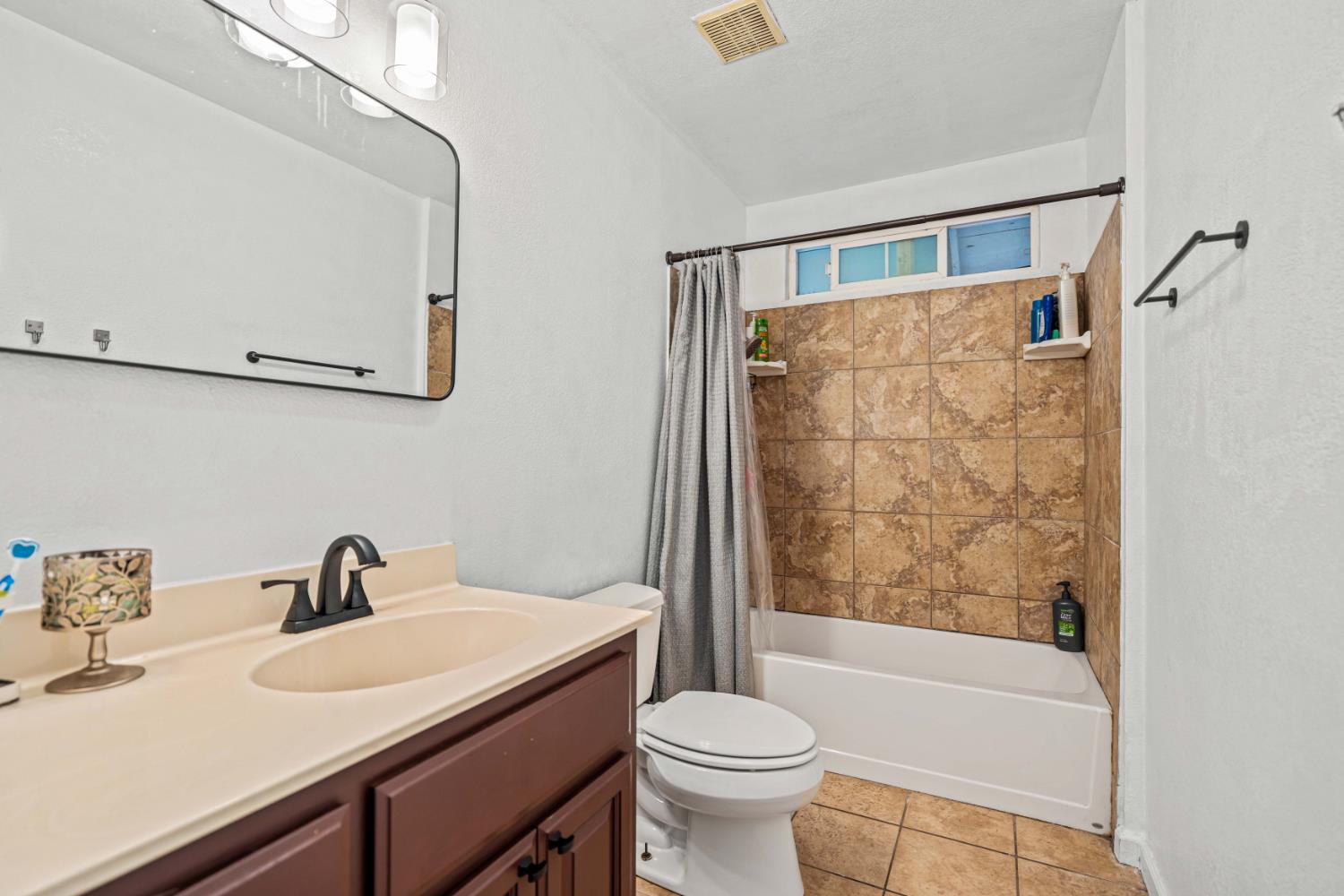 16074 Warfield Road Lathrop, CA 95330 - Photo 19 of 30
