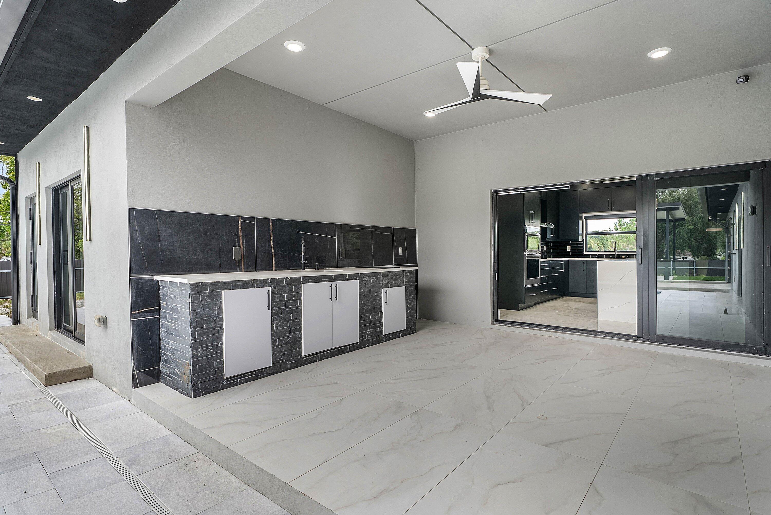 641 Marshall Road West Palm Beach, FL 33413 - Photo 36 of 57 Covered Lanai