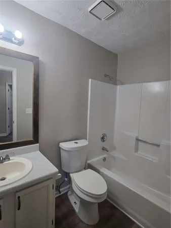 $219,999 | 25 Georgia Avenue, Hampton, GA 30228