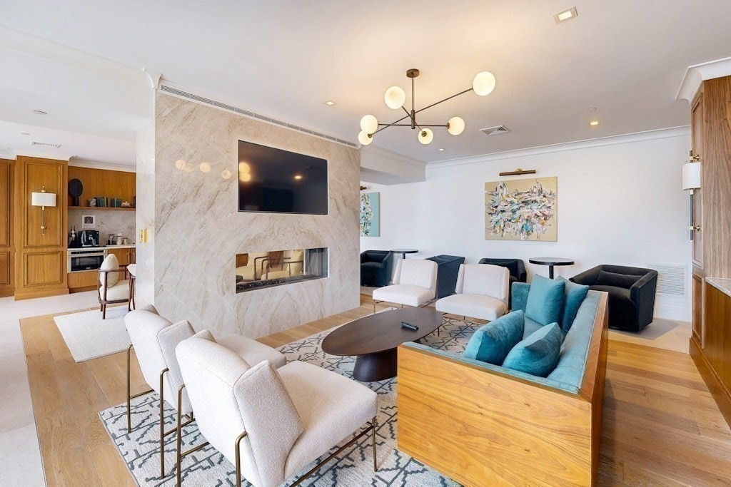 191 Washington Street, Unit 720 Boston, MA 02135 - Photo 16 of 20