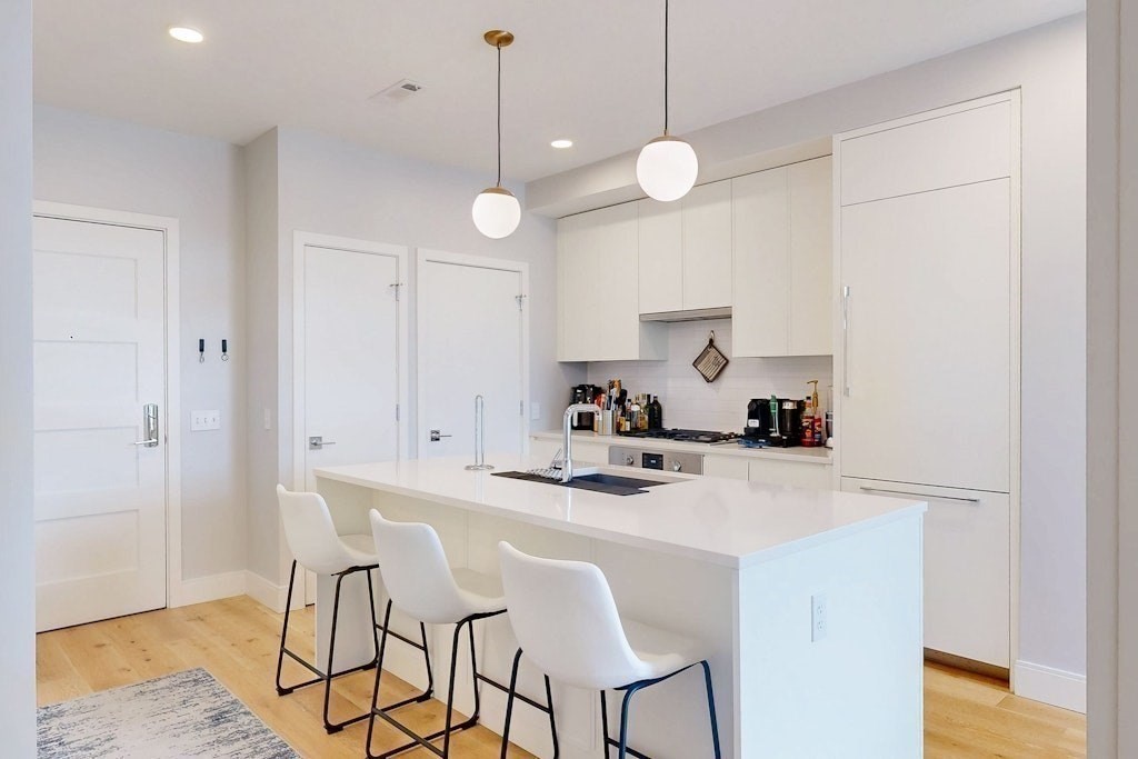 191 Washington Street, Unit 720 Boston, MA 02135 - Photo 2 of 20