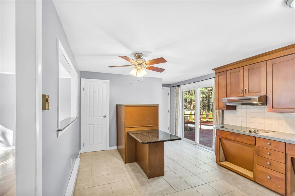 232 Spikenard Circle Springfield, MA 01129 - Photo 4 of 42 a kitchen with stainless steel appliances granite countertop a refrigerator and a sink