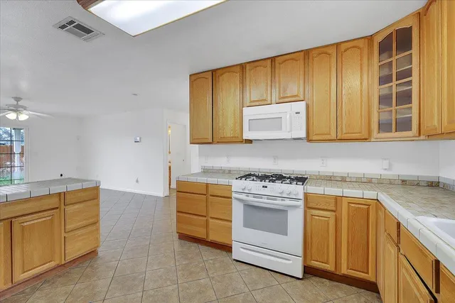 $345,000 | 1644 3rd Avenue, Olivehurst, CA 95961