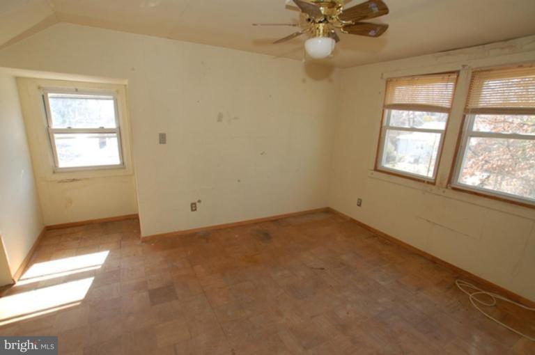 7734 Frederick Road Hyattsville, MD 20784 - Photo 9 of 11 Bedroom #2