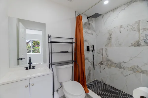 $3,200 | 113 Southeast 8th Avenue, Boynton Beach, FL 33435