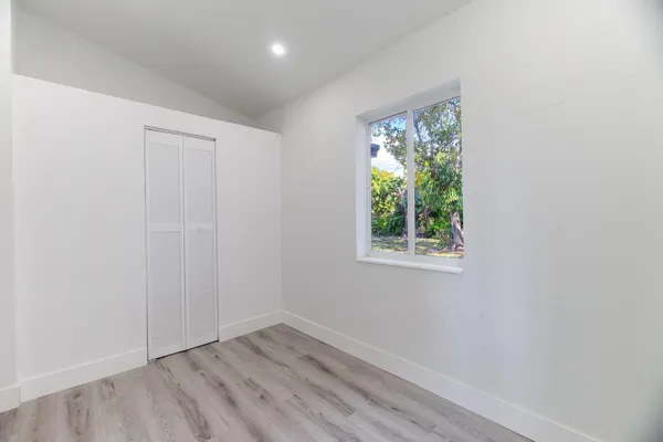$3,200 | 113 Southeast 8th Avenue, Boynton Beach, FL 33435