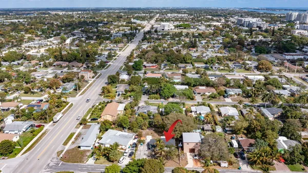 $3,200 | 113 Southeast 8th Avenue, Boynton Beach, FL 33435