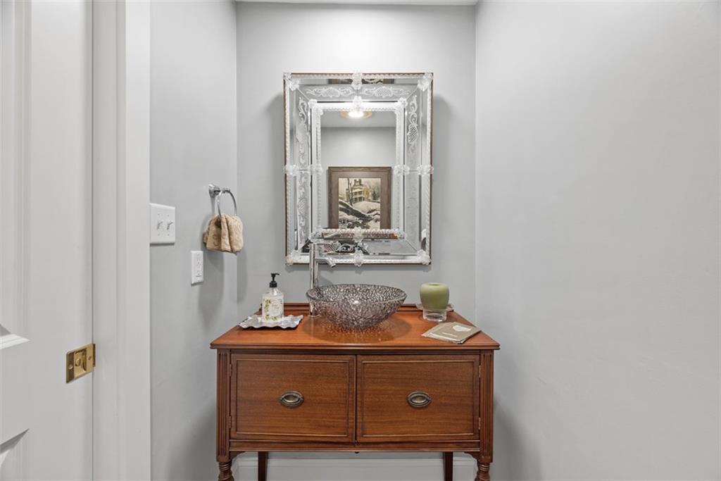 215 Sweet Gum Road Pittsburgh, PA 15238 - Photo 26 of 46 Gallery Image 26