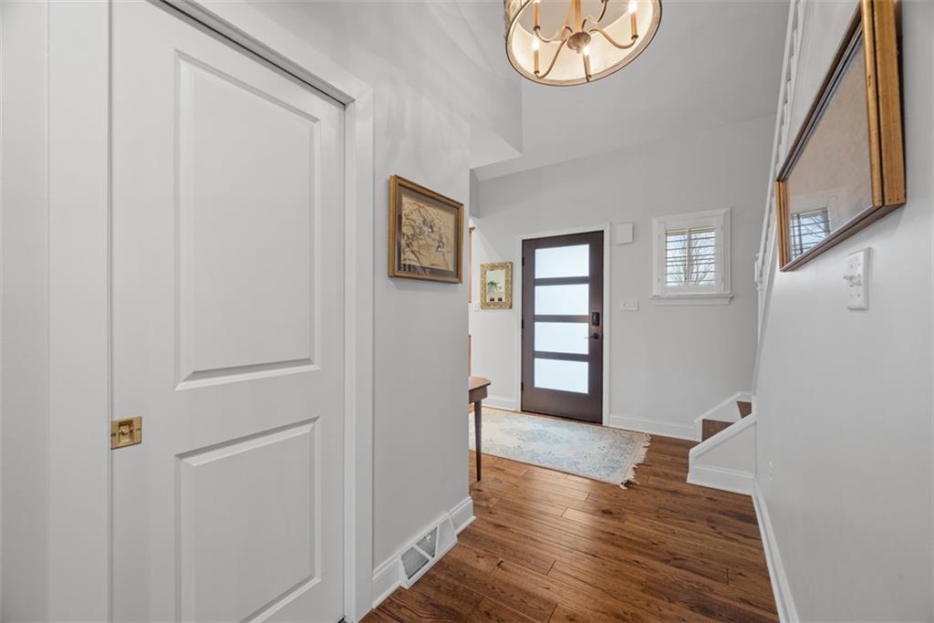 215 Sweet Gum Road Pittsburgh, PA 15238 - Photo 4 of 46 Gallery Image 4