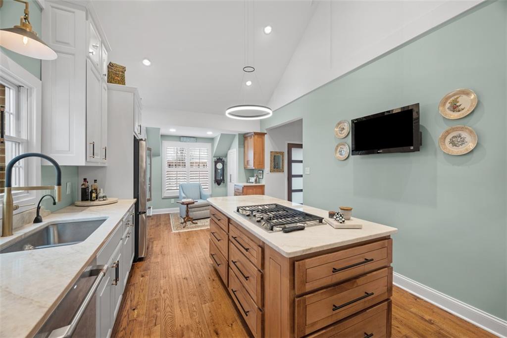215 Sweet Gum Road Pittsburgh, PA 15238 - Photo 5 of 46 Gallery Image 5