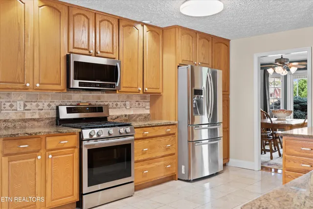 $739,000 | 220 Cedarwood Drive, Sevierville, TN 37876