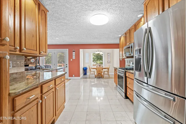 $739,000 | 220 Cedarwood Drive, Sevierville, TN 37876