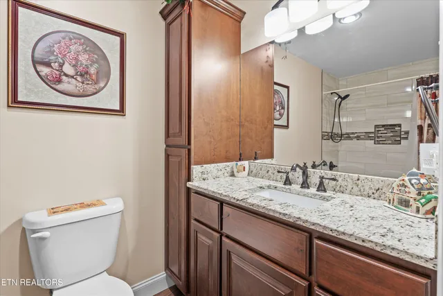 $739,000 | 220 Cedarwood Drive, Sevierville, TN 37876