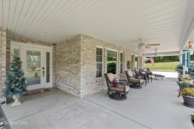 $739,000 | 220 Cedarwood Drive, Sevierville, TN 37876