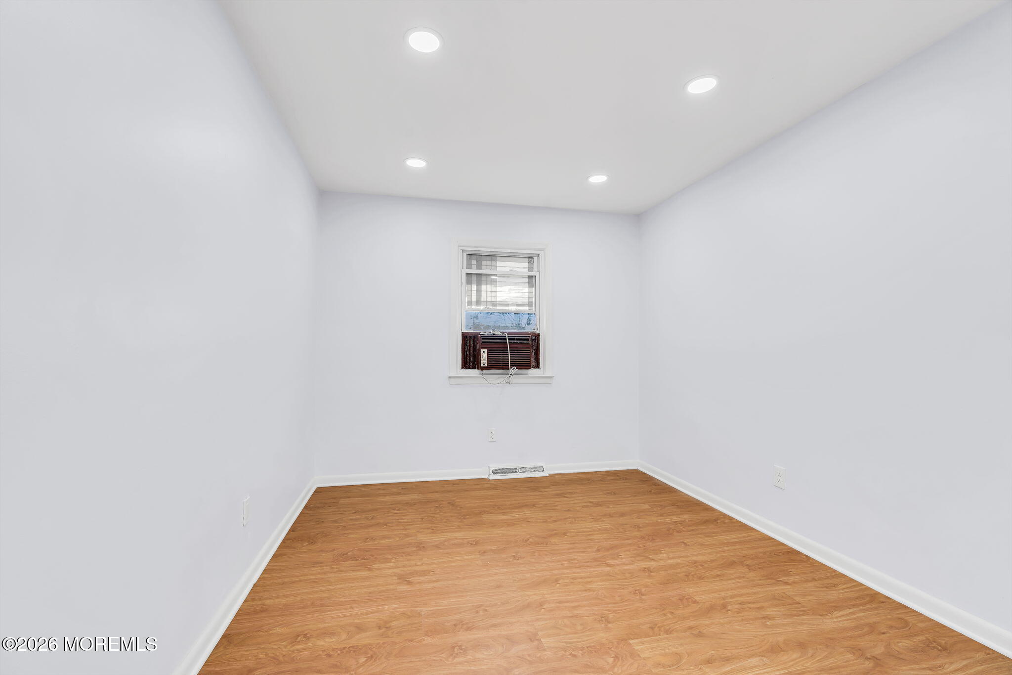 105 Clark Street Keyport, NJ 07735 - Photo 6 of 9 105 Clark St Keyport BR 2