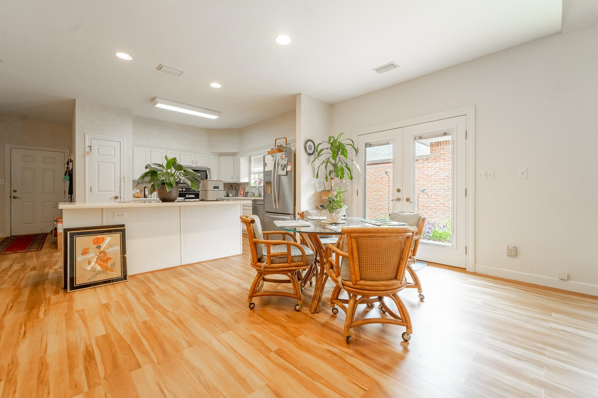 208 Hawthorne Circle Fairhope, AL 36532 - Photo 9 of 22 Dining Area